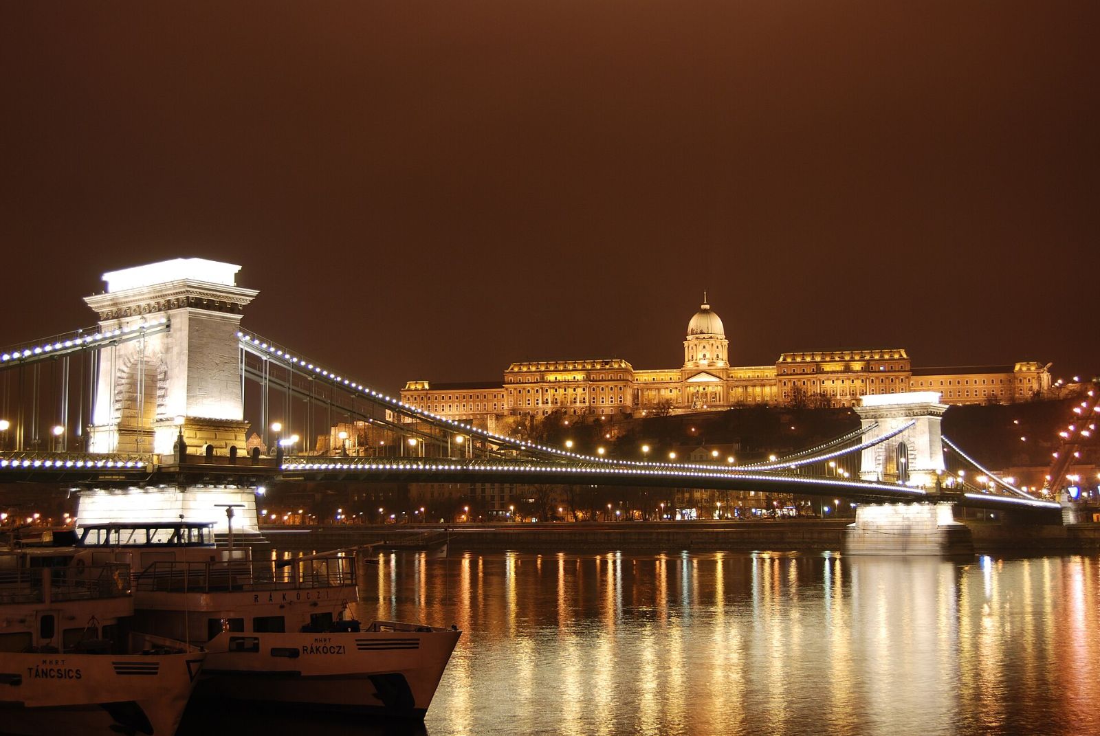 Széchenyi Chain Bridge and the Royal Palace on Castle Hill in Budapest